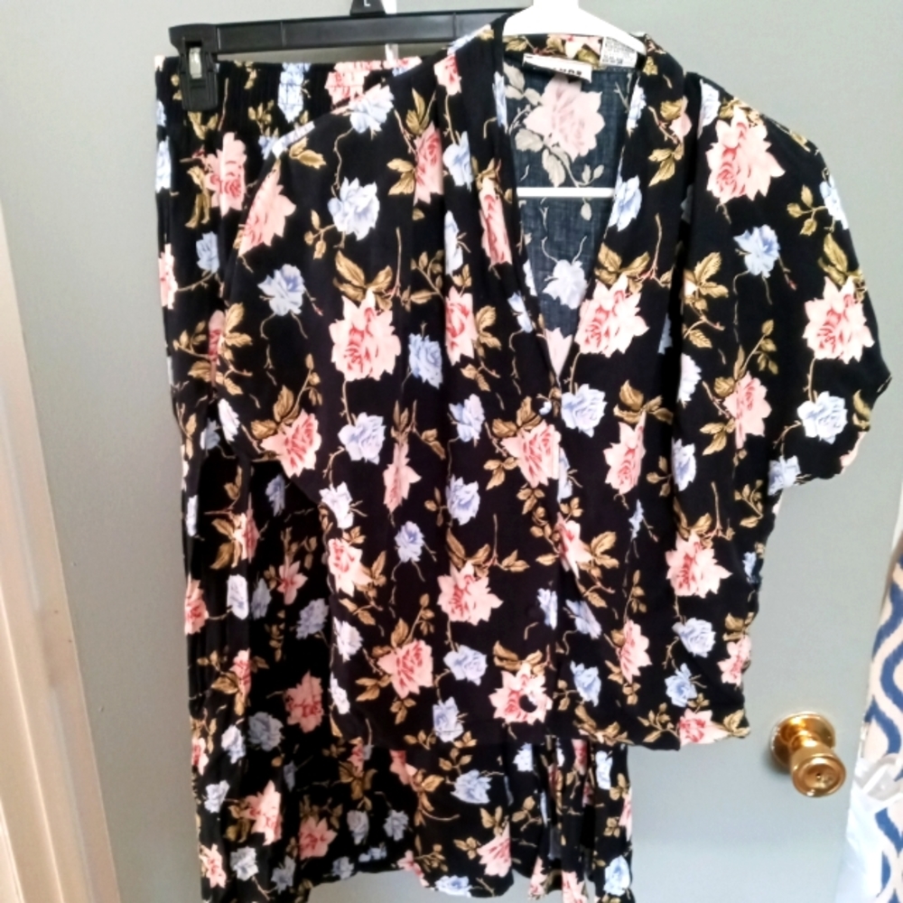 Women's 2 piece Gitano Skirt Set